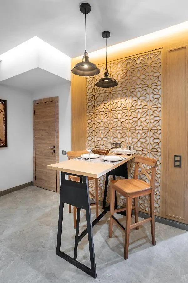 Apart Hotel Colibri Almati