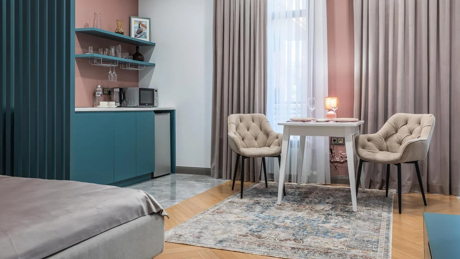 Apart Hotel Colibri Almati